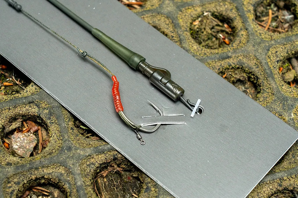 OMC META ALL-IN-1 AMMO SLIP D LOCK HOOK LEAD CLIP TUBING RIG