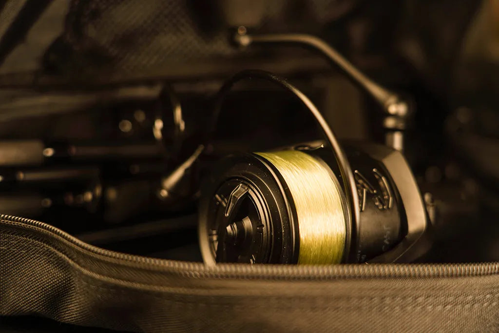 OMC HEIST Travel Rod & Case