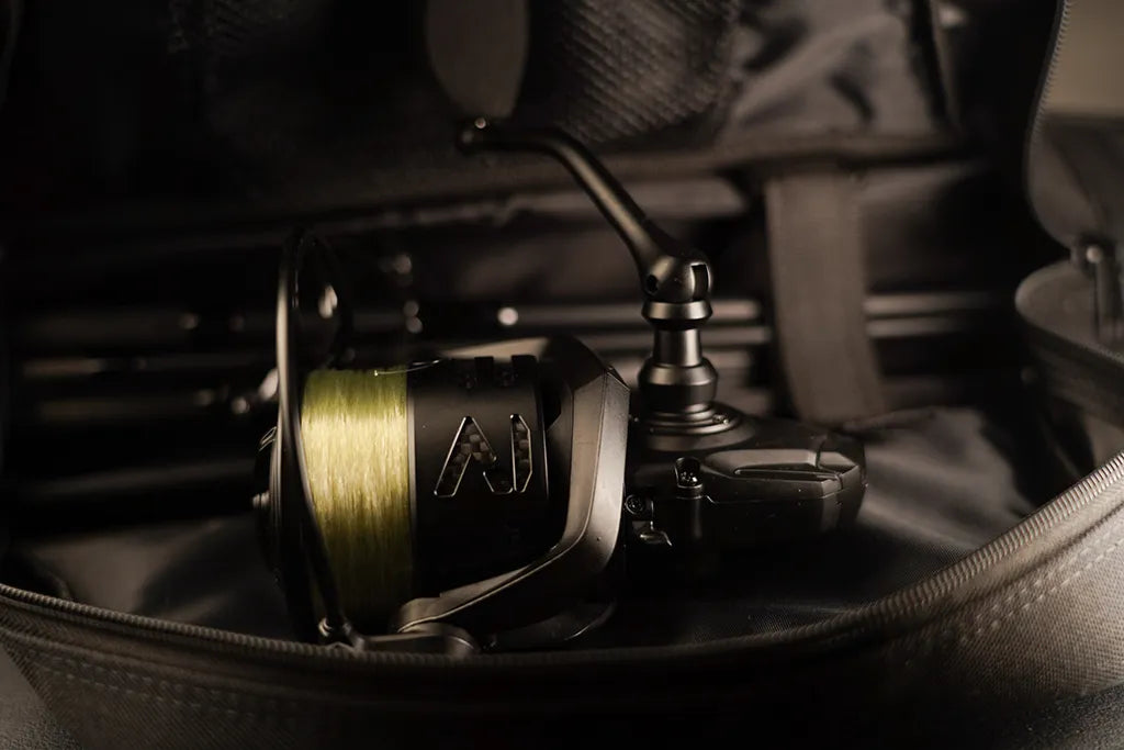 OMC HEIST Travel Rod & Case