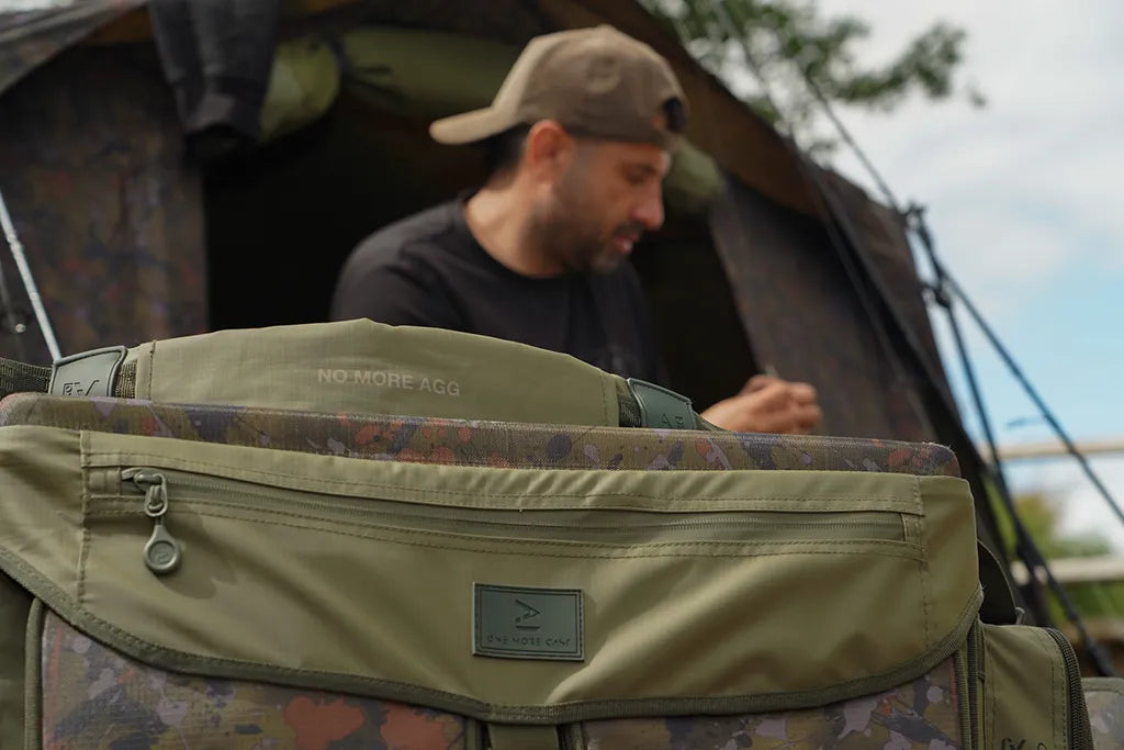OMC HEIST XL Carryall