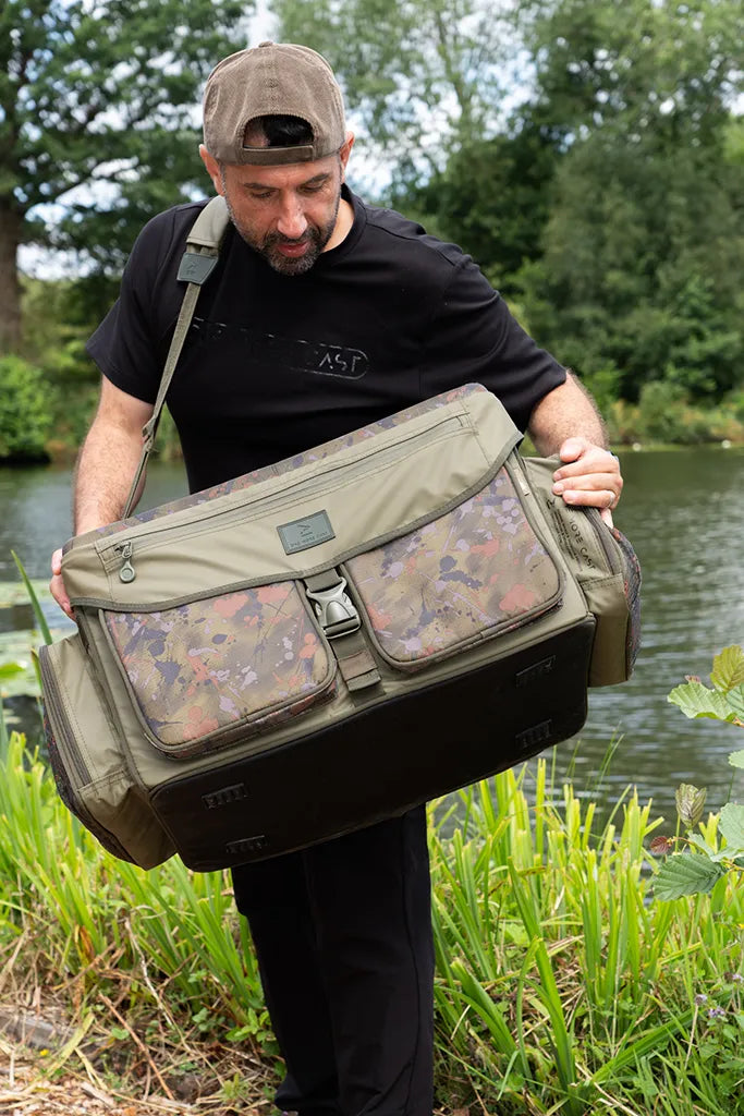 OMC HEIST XL Carryall