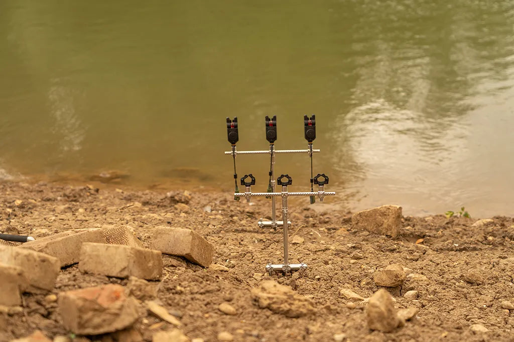 OMC Lock Gates: Butt Grip