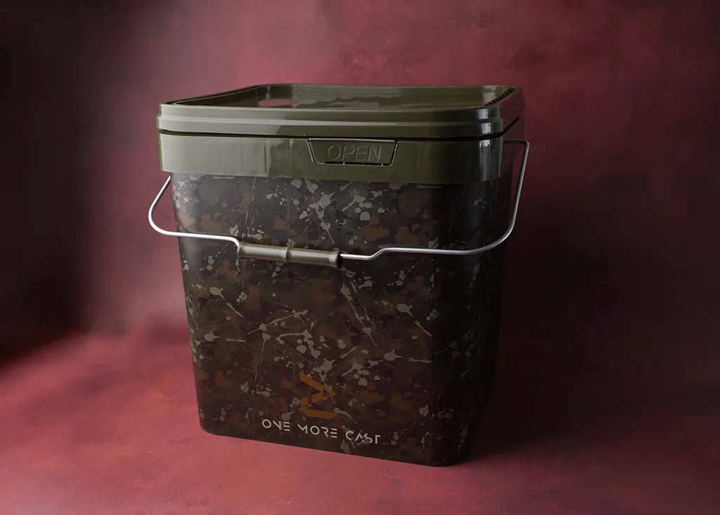 PB SPLASH CAMO кофа за стръв и захранка: 17л