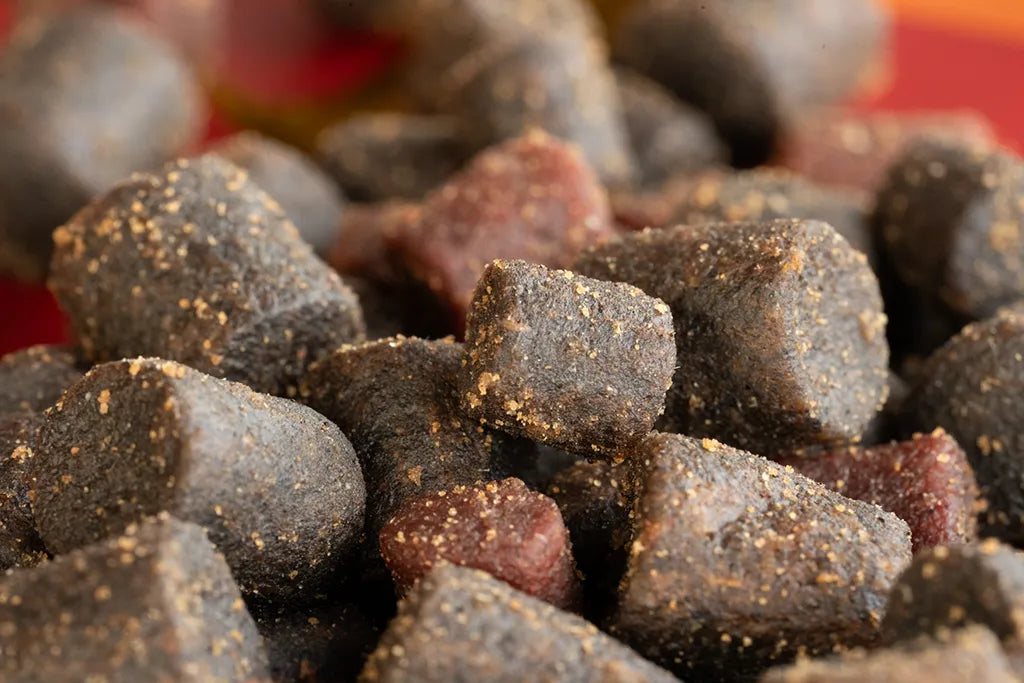 OMC Paella Pellet Mix: 6mm & 8mm: 1kg bag